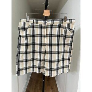 EUC White Stag Women's Plaid Shorts Size 18 Beige & Black Cotton Blend